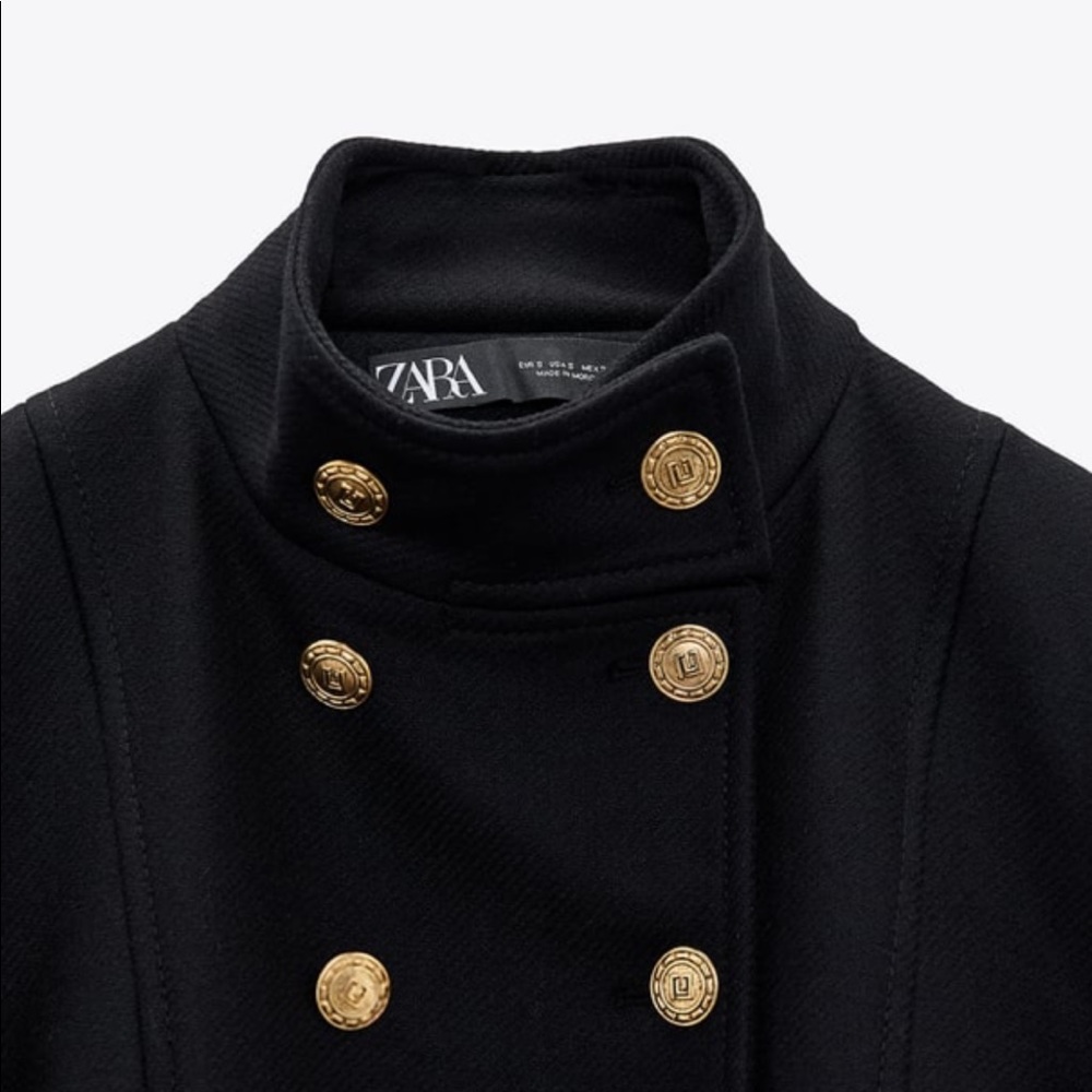 Zara coat. Brand new size Medium.